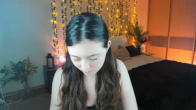 AlluringLookk live cam on StripChat