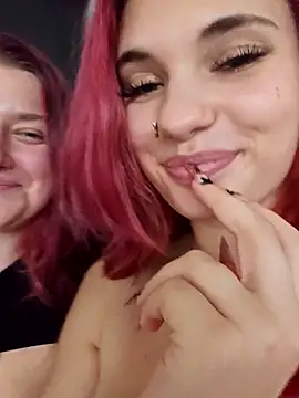 MaddieBaddieee webcam