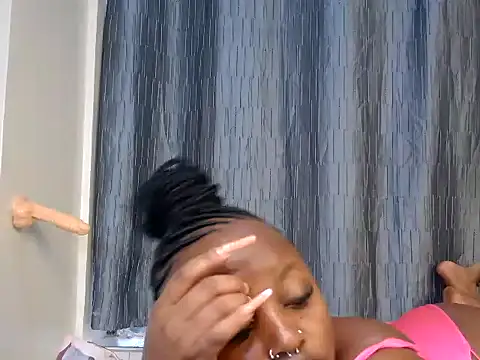 Sexybrii_ live cam on StripChat
