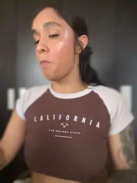 Isabella-Teen
