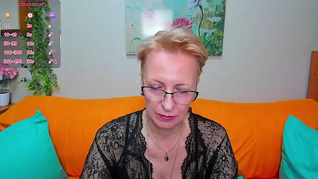 iamyourdream89 live cam on StripChat