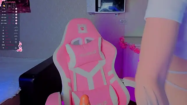 Hi_Kitti