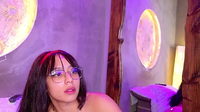 abril_collinz