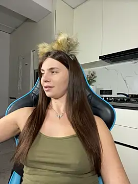 CurlyLara live sex cam