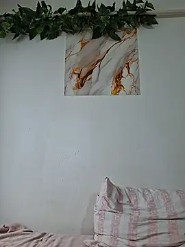 Nika_aa live cam on StripChat
