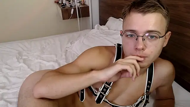 NikiKerryCum