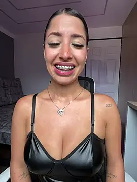 luvely_unique_