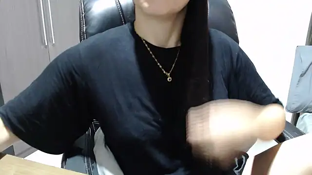 gatamisteriobr webcam stripchat model stream image
