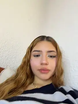 ChloeCollins__ webcam