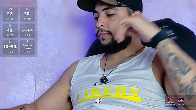 Marcus_Aress777 live cam on StripChat