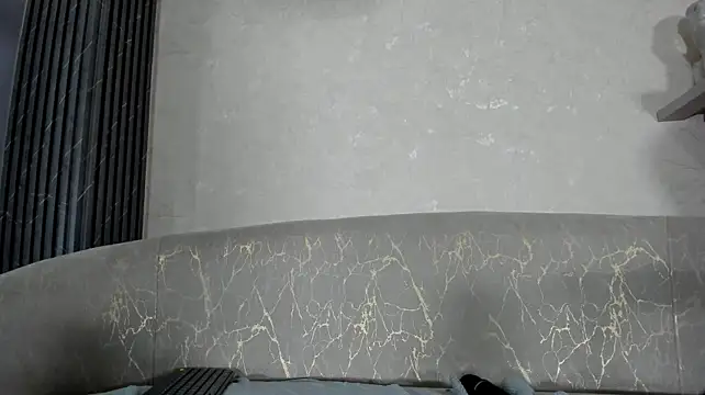 Emmaa_white_
