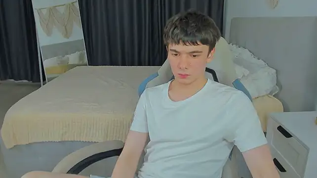 Ethan_Crowe
