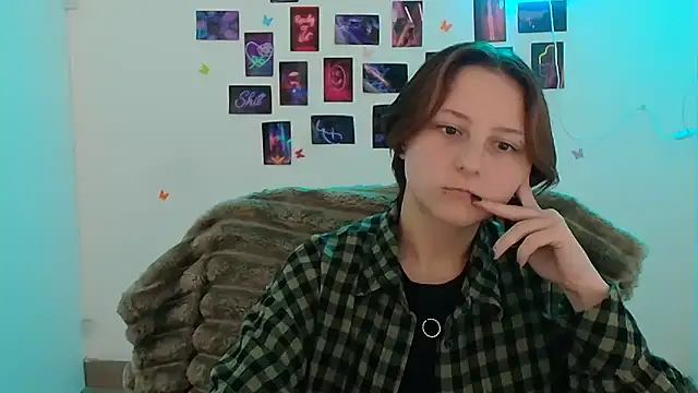 Dilara_Kiss_