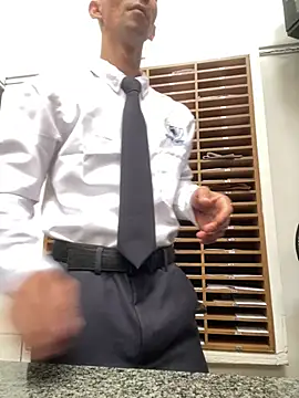 michael_close26