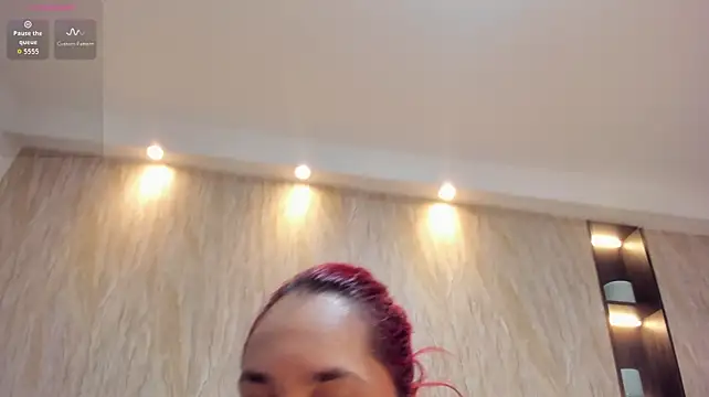 vivi_nash
