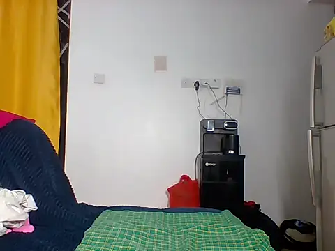 kissing_kitty20