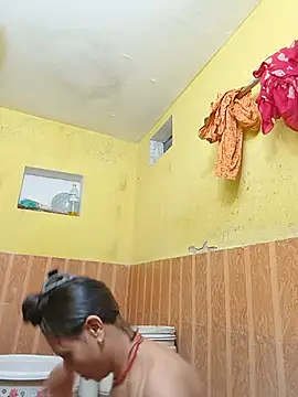 Sexy-Suhani2