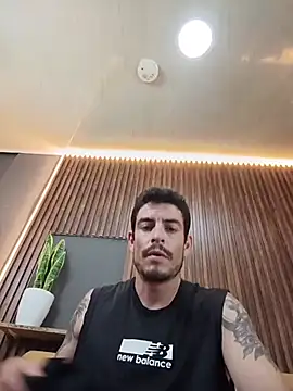 damian_bull webcam
