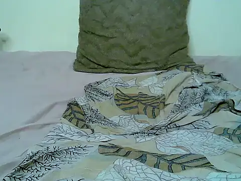 Petite_mwende webcam stripchat model stream image