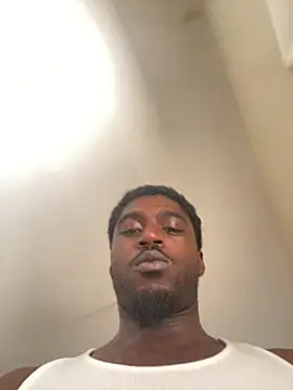 BrownSkinHandsome webcam