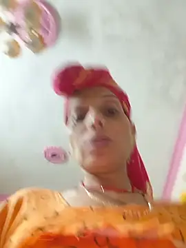 Sexy-Suhani2