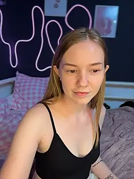 MilaMoone