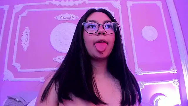 Daisy_Doll live cam on StripChat