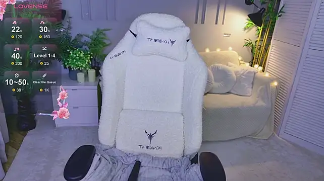 Lana__Cute_