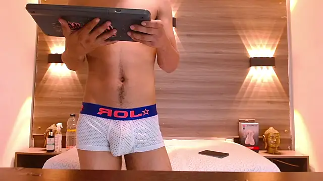 Camilo_Contreras1 live cam on StripChat