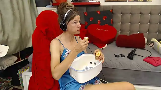 kellyterapy live cam on StripChat