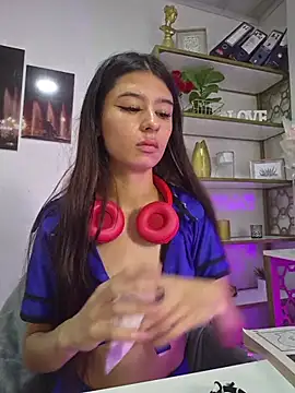 SweetRenata_ webcam