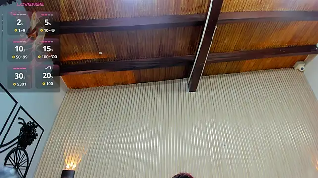 Paulinna_Curvy live cam preview