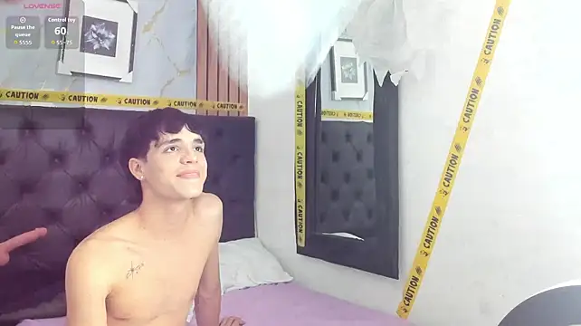 hot_boy_latino webcam