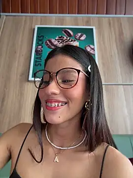 Alejandra_ospina webcam