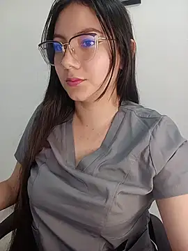 mia_nala