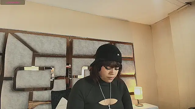 Violet_Blakee
