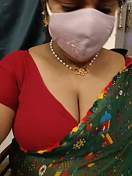 Floraa-Queen