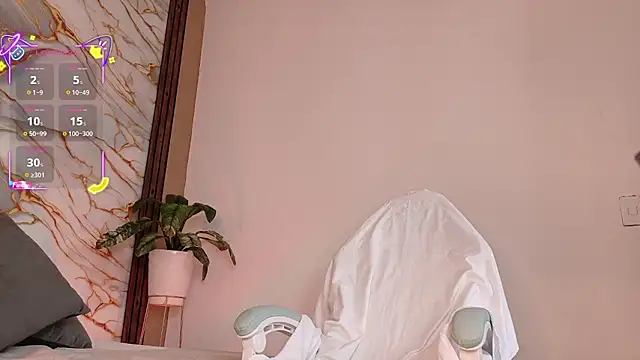 ahvi_ebony