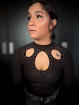 Isabella-Teen