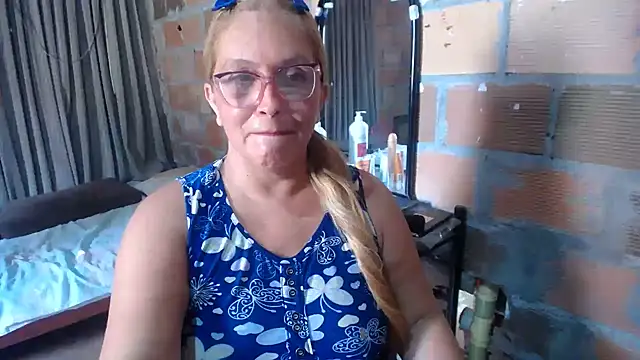 MOTHER_AND_SON09 webcam