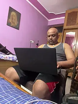 Dick_6inches_Delhi