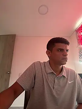 cash_master_daniel live cam preview