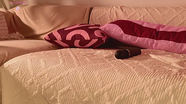 Ash_Hasmy live cam preview