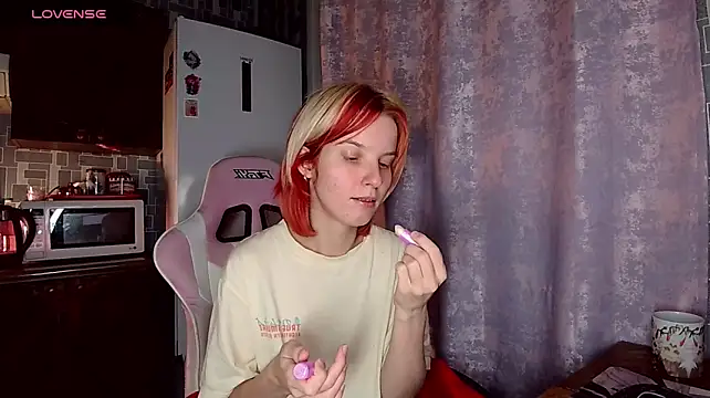 Madelaineses live cam preview
