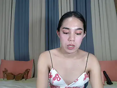 Jadehotcum