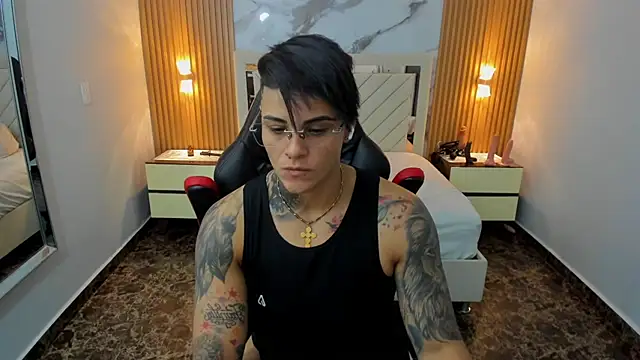 KAROLLJONES1