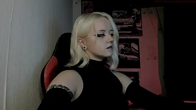 Holy_Mistress_S