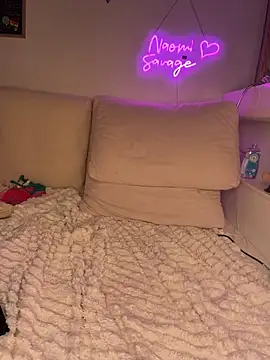 NaomiSavage