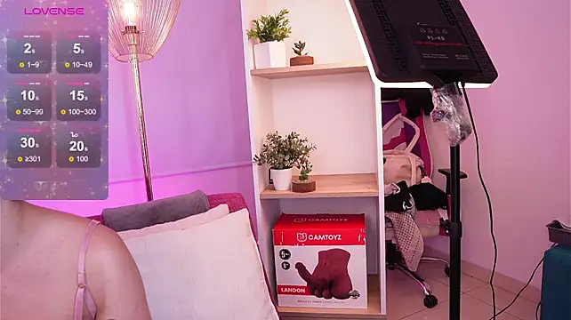 lLiaMackenzie1_ webcam