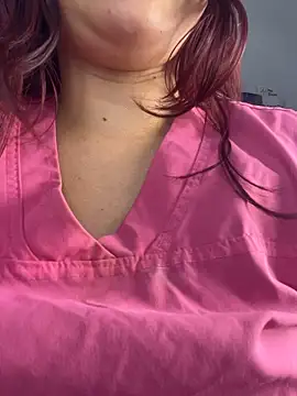 Nahomy_benet
